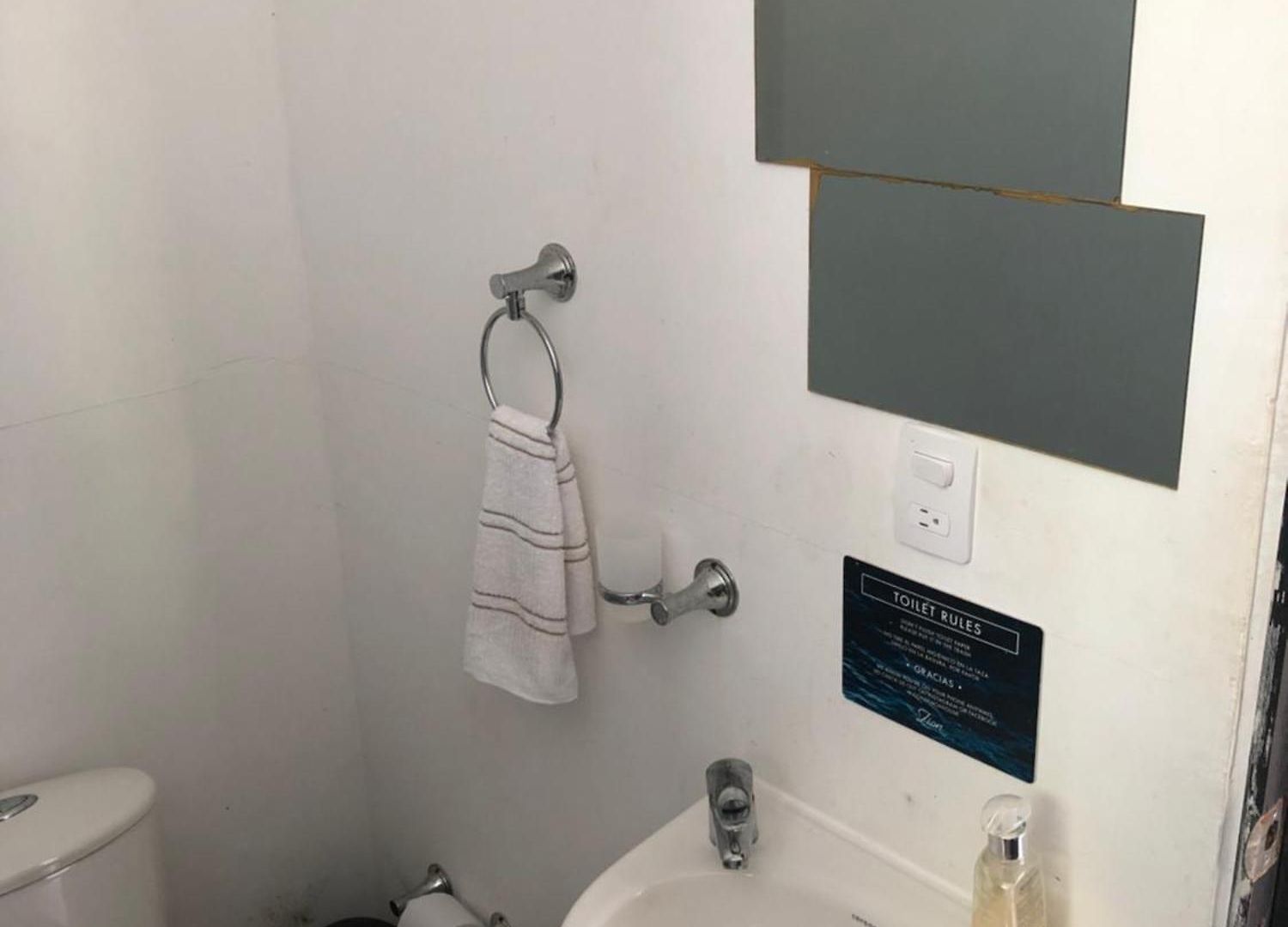 Zion House Hostel *